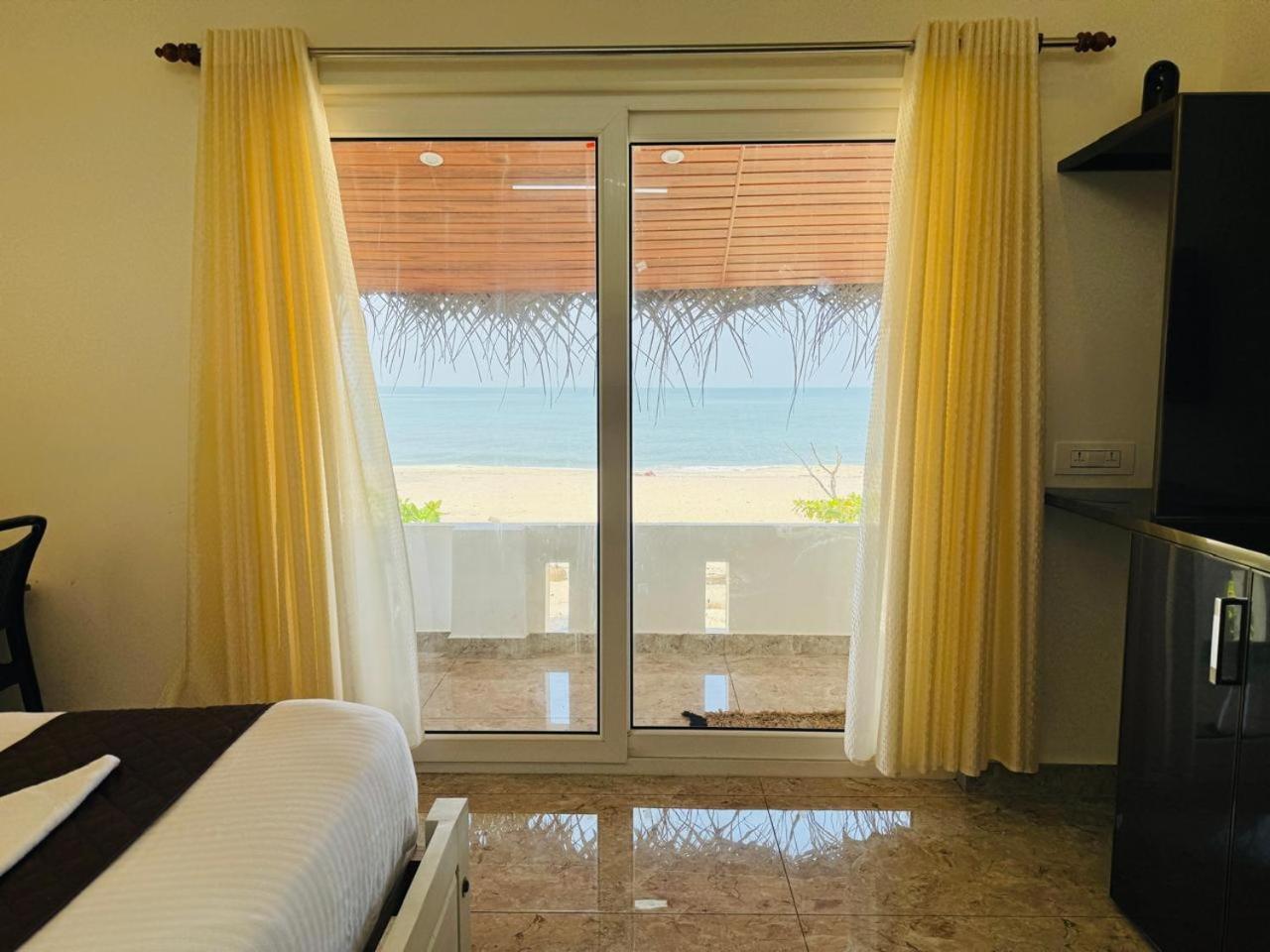 Alivious Beach Homestay Alappuzha Exterior photo